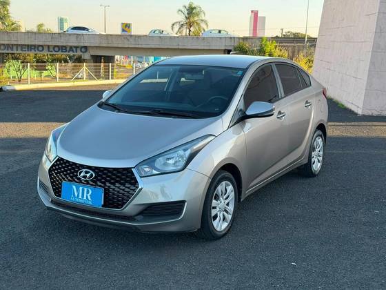 HYUNDAI HB20S 1.0 COMFORT PLUS 12V FLEX 4P MANUAL